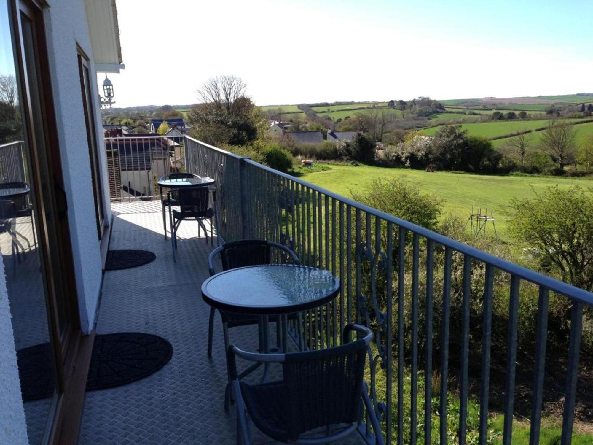 Room In Guest Room - Orchard Manor, Fore Street, Nr Truro Eksteriør bilde